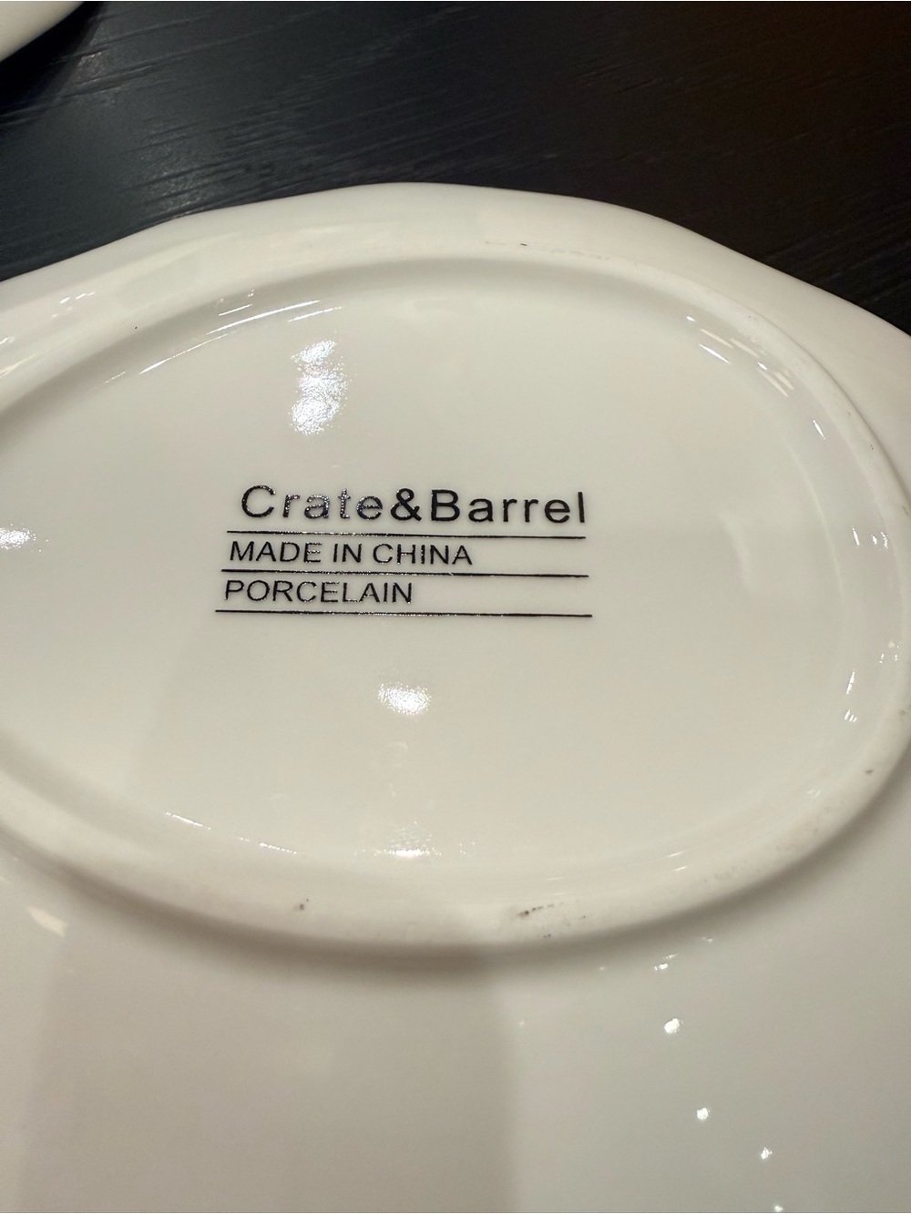 White Porcelain Crate & Barrel Leaf-Shaped Ceramic Serving Plates - Set of 5 - Picture 12 of 13